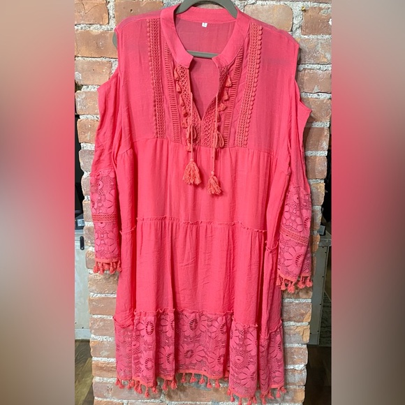 Dresses & Skirts - EUC Coral Boho Tassel Dress w/Cold Shoulder and Lace Trim Details Tiered Skirt